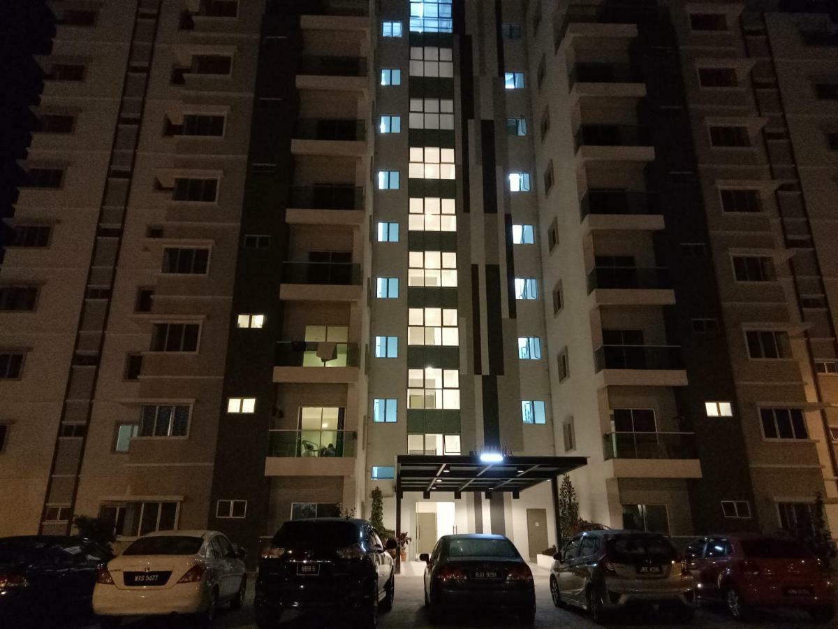 Icolor Home & Stay Ch1 Tanah Rata Kültér fotó